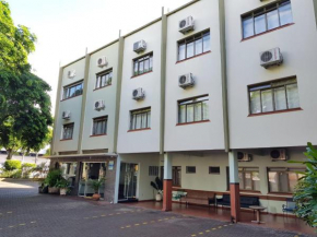  Palace Hotel Guaíra  Guaíra